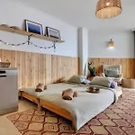 Casa Del Mar Beachfront With Pool & Ocean Views Apartmán *