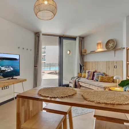 Casa Del Mar Beachfront With Pool & Ocean Views Apartamento *