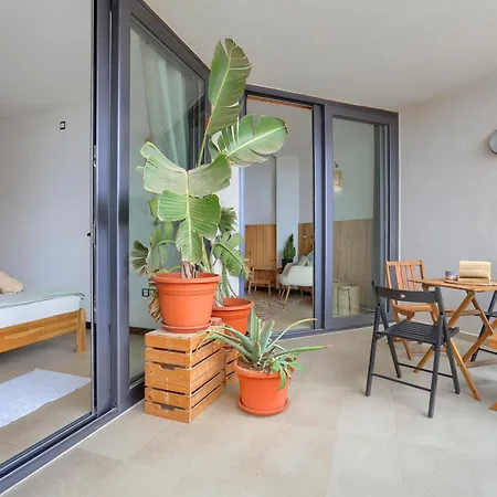 Casa Del Mar Beachfront With Pool & Ocean Views Apartamento *